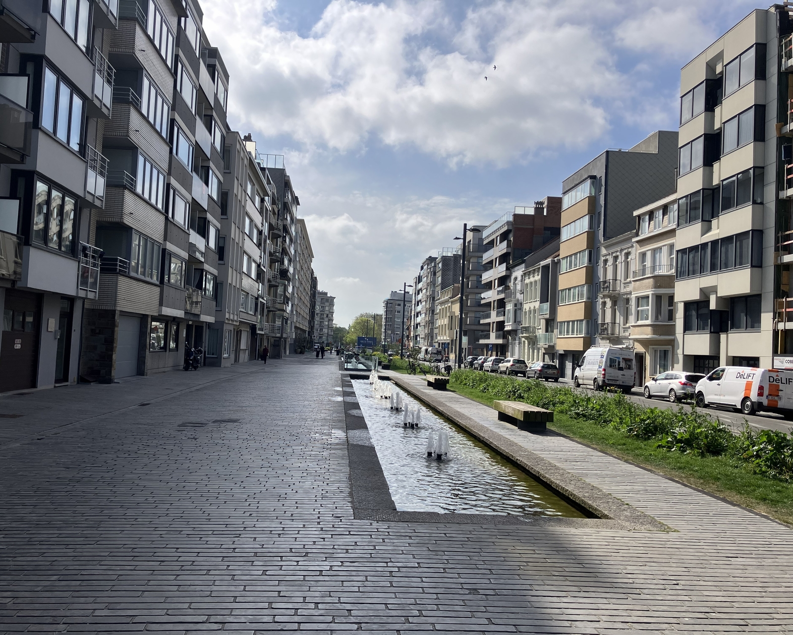 Breed voetpad in een leefbare straat